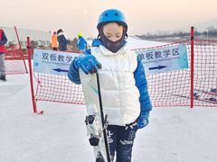 -华彬猛犸滑雪场