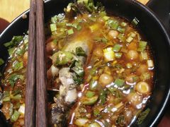 -三道苗苗鱼·美蛙黄辣丁(八里店)