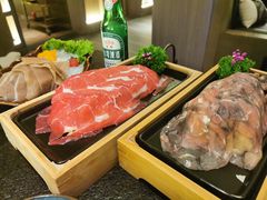 -湊湊火锅·茶憩(打浦桥日月光店)