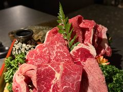 -铭牛烧肉·和牛海鲜自助(高新月牙湖店)