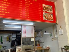 -牛师傅牛肉面(尚隆路店)