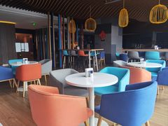 -珠海拱北口岸智选假日酒店