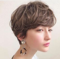 -MY WAY SALON