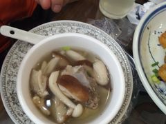 野生菌汤-老徽州臭鳜鱼(老街店)
