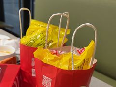 -海底捞火锅(新松江路生日主题店)