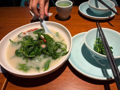 -鱼亨小鲜酸菜鱼(大信店)