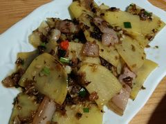 -自贡盐帮菜·玩辣餐厅(樱花园西街店)