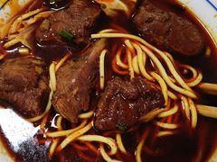-易毛特色牛肉面(解放碑步行街店)