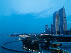 -苏州金鸡湖中茵皇冠假日酒店
