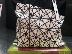 -三宅一生 (阪急梅田本店)