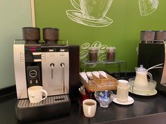 -亮马河饭店翠雅咖啡厅