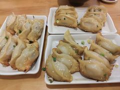 -小姜锅贴(凤凰街店)