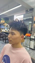 点击看大图 -藤野造型专业烫染接发