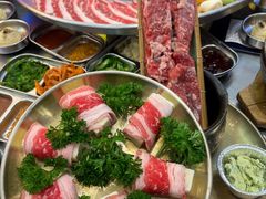 -哈哈碳都·牛肋条无限自助烤肉(宝龙店)