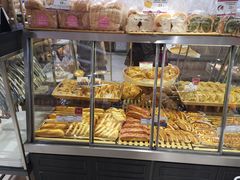 面包甜点陈列柜-山崎面包(第一八佰伴店)