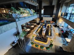 -The ROOF (通盈中心店)