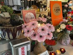 -大头虾越式风味餐厅(光明广场店)