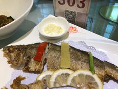 -骏莱海鲜鱼港(五角场店)