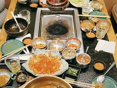 -臻牛烤肉
