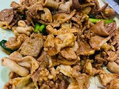 -标记美食新鲜猪杂(兴南大道店)