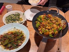 -聚鑫朋酸菜肥肠(九龙仓店)