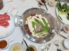 -撒拉人家.酸菜牦牛肉火锅