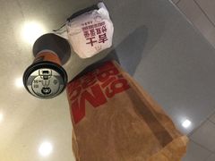 -麦当劳(杭州西湖银泰百货店)