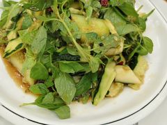 -丹水桥地锅鱼·翘嘴鲌·地方特色全鱼宴(丹江口大坝店)