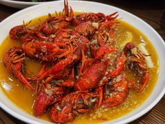 蒜蓉龙虾-酸婆娘江湖川菜(紫竹路店)