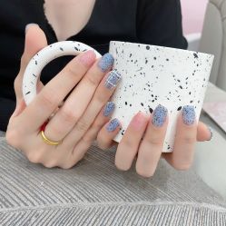 -花系美·美甲美睫精品店