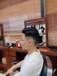 -尼特斯男士发型馆