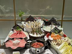 -红鼎豆捞·非遗鲍皇汤火锅(宝丰路店)