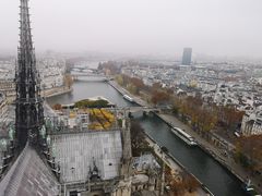 -乐蓬马歇百货公司(Rive Gauche)