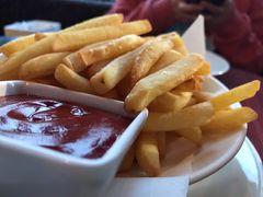 香脆薯条-WOLFGANG PUCK KITCHEN & BAR(迪士尼小镇店)