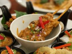 -Thai Pothong Restaurant