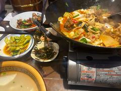 -富正毅三下锅·湘西韵味(天门山索道店)