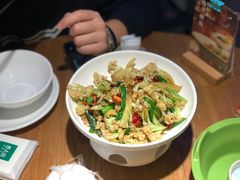 -费大厨辣椒炒肉(万家丽一店)