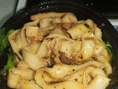 和牛笋干刀削面-老娘舅餐厅(黄龙体育中心店)