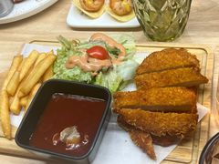 -刀叉遇上筷子中西融合餐厅(和平店)
