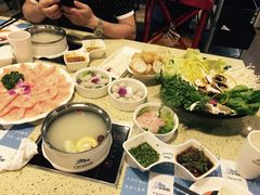 -魔法帽酱料牛肉小火锅(米兰店)