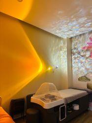 -美肤盾祛痘·问题肌头疗管理中心