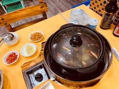 -濠轩阁特色生蚝火锅(水湾路店)