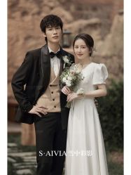 -雪中彩影婚纱摄影·微光艺术中心