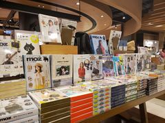 -诚品(信义店)