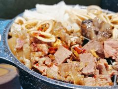 -鼎牛牛炖锅·烤串(温泉路店)