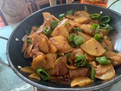 干锅土豆片-扎与夏私房菜(西藏自治区拉萨市丹杰林巷店)