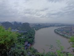 -叠彩山景区