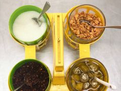 调料台-榮泰米粉湯(Left Shop)