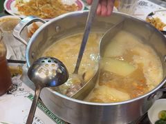 -禄婶鸡煲·打边炉