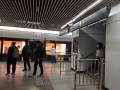 -东方体育中心(地铁站)